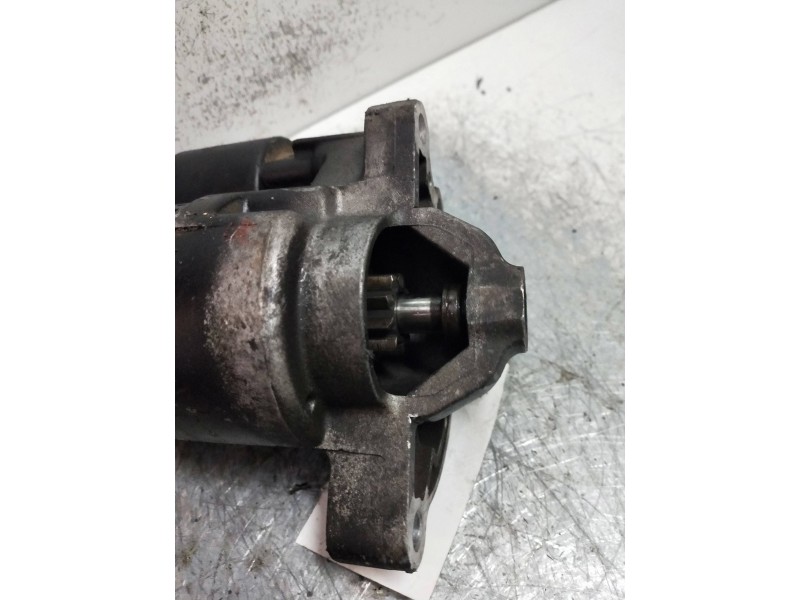 Recambio de motor arranque para peugeot 106 (s2) max referencia OEM IAM 001112029 BOSCH 