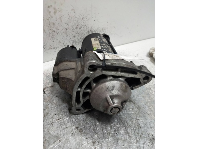 Recambio de motor arranque para peugeot 106 (s2) kid d referencia OEM IAM D7RA1 VALEO 