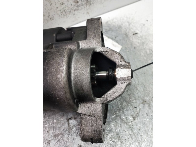 Recambio de motor arranque para peugeot 205 berlina 1.1 mito referencia OEM IAM 001112002 BOSCH  Recambio de motor arranque para peugeot 205 berlina 1.1 mito referencia OEM IAM 001112002 BOSCH