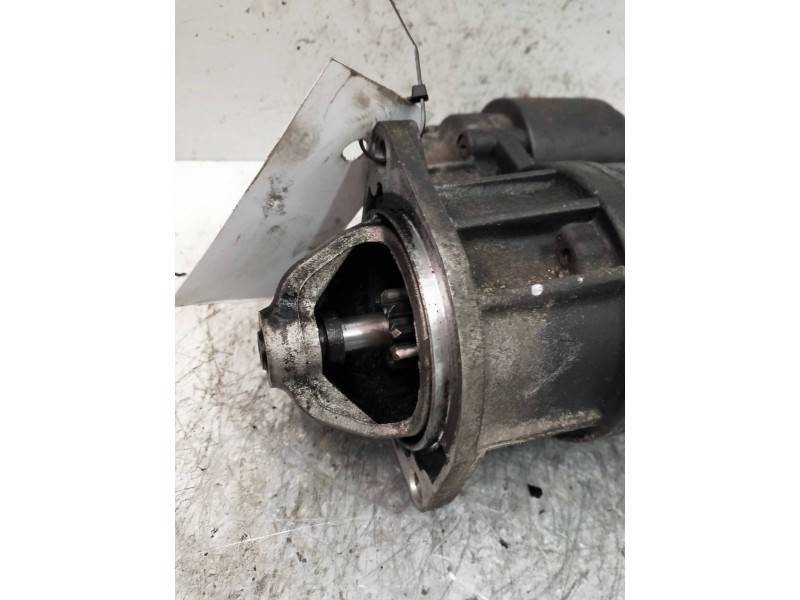 Recambio de motor arranque para peugeot 205 berlina 1.1 mito referencia OEM IAM 900333104 BOSCH 