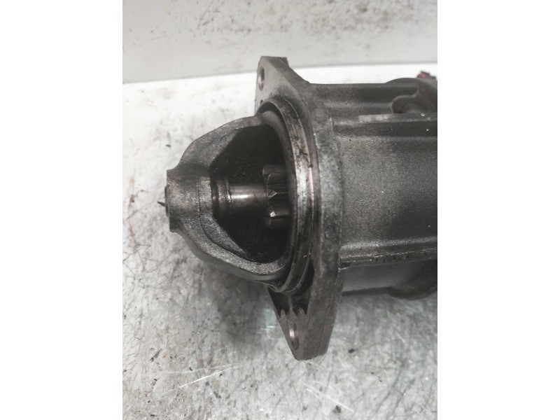 Recambio de motor arranque para peugeot 205 berlina 1.1 mito referencia OEM IAM 900333104 BOSCH 