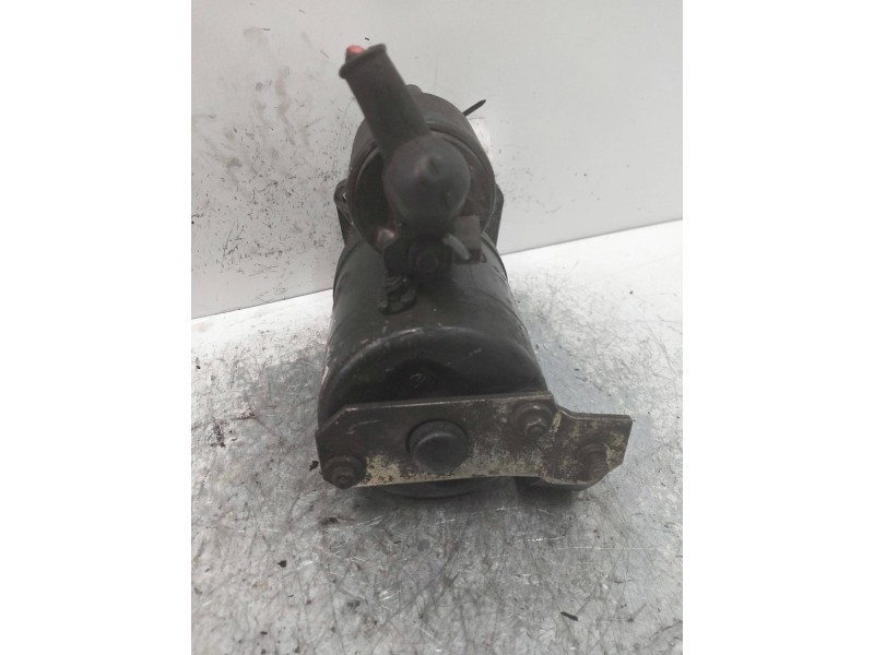 Recambio de motor arranque para peugeot 205 berlina 1.1 mito referencia OEM IAM 9000333104 BOSCH 