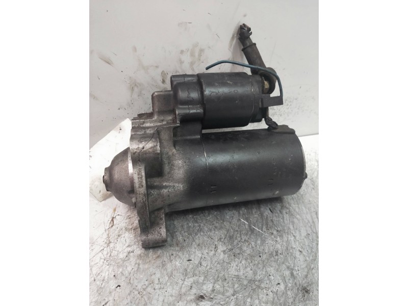 Recambio de motor arranque para peugeot 205 berlina 1.1 mito referencia OEM IAM 0001112007 BOSCH 