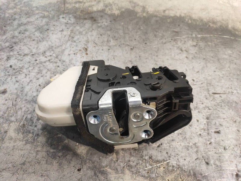 Recambio de motor cierre centralizado trasero izquierdo para hyundai santa fe (dm) tecno 4wd referencia OEM IAM 814102W010  