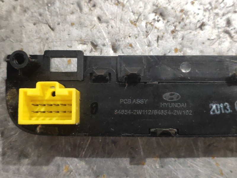 Recambio de pantalla multifuncion para hyundai santa fe (dm) tecno 4wd referencia OEM IAM 846542W112 846542W102 