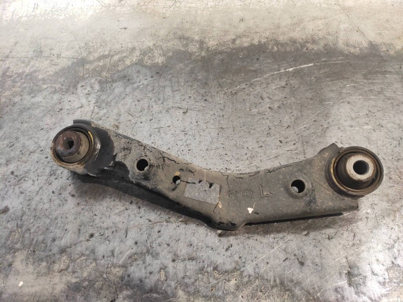Recambio de brazo suspension superior trasero derecho para hyundai santa fe (dm) tecno 4wd referencia OEM IAM   