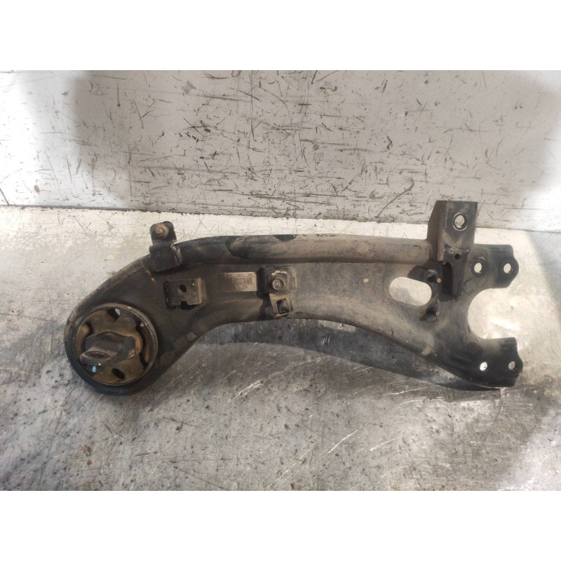 Recambio de brazo suspension superior trasero izquierdo para hyundai santa fe (dm) tecno 4wd referencia OEM IAM 552702W150  