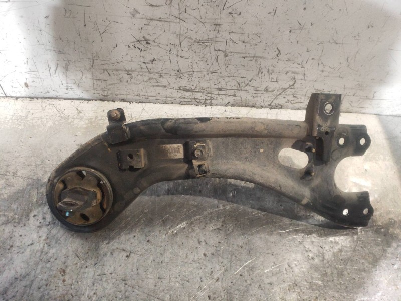 Recambio de brazo suspension superior trasero izquierdo para hyundai santa fe (dm) tecno 4wd referencia OEM IAM 552702W150  