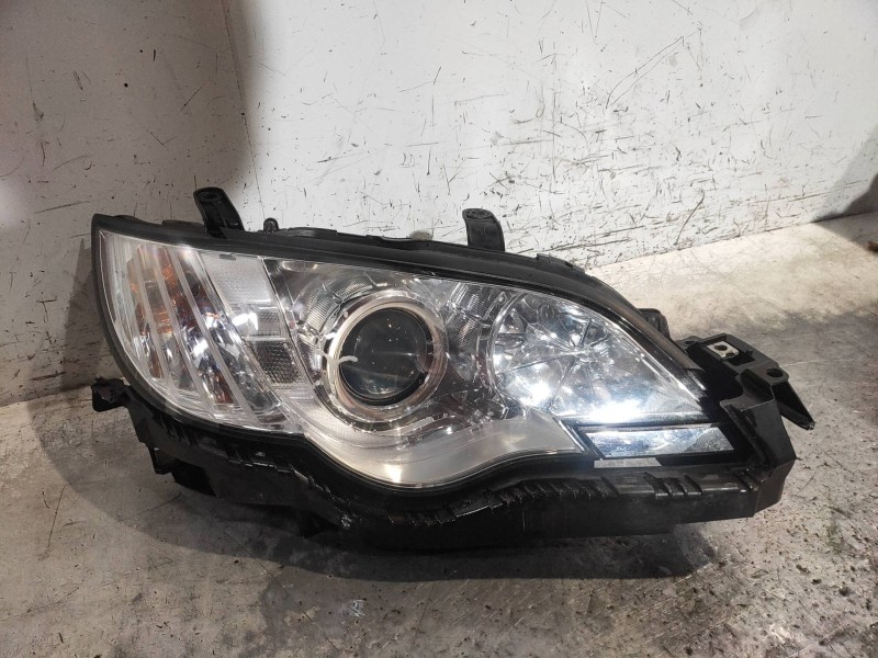 Recambio de faro derecho para subaru legacy familiar/outback b13 (bp) 2.0 diesel cat referencia OEM IAM   XENON