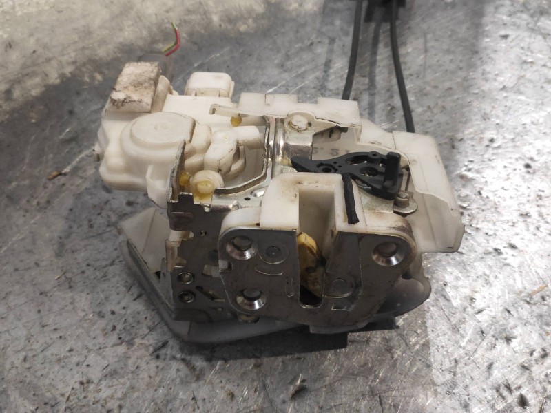 Recambio de motor cierre centralizado trasero derecho para subaru legacy familiar/outback b13 (bp) 2.0 diesel cat referencia OEM