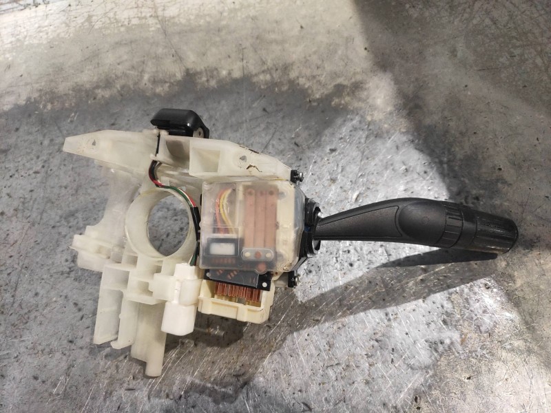 Recambio de mando luces para subaru legacy familiar/outback b13 (bp) 2.0 diesel cat referencia OEM IAM   