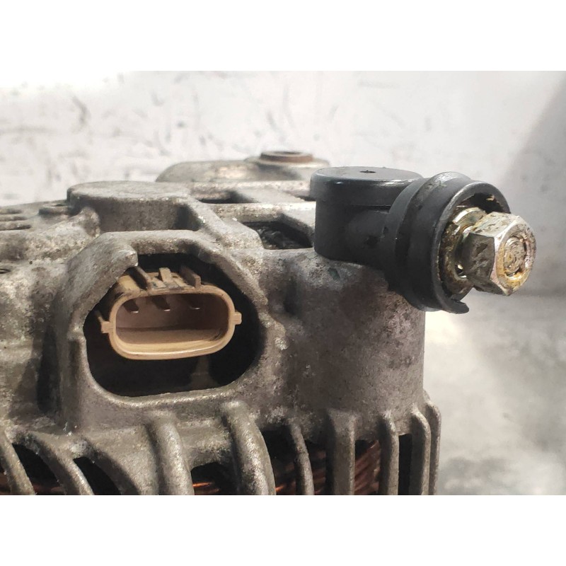 Recambio de alternador para subaru legacy familiar/outback b13 (bp) 2.0 diesel cat referencia OEM IAM 23700AA590 A3TG4381 