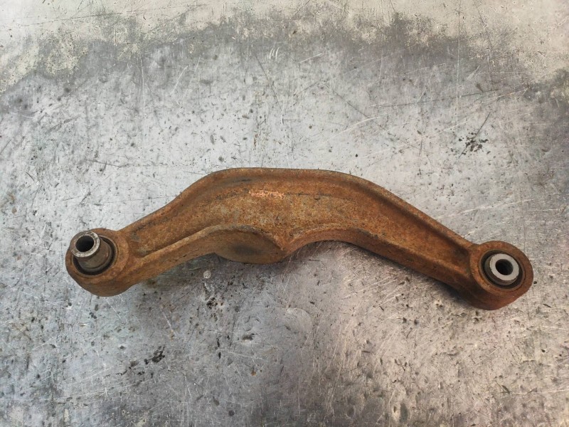 Recambio de brazo suspension superior trasero derecho para subaru legacy familiar/outback b13 (bp) 2.0 diesel cat referencia OEM