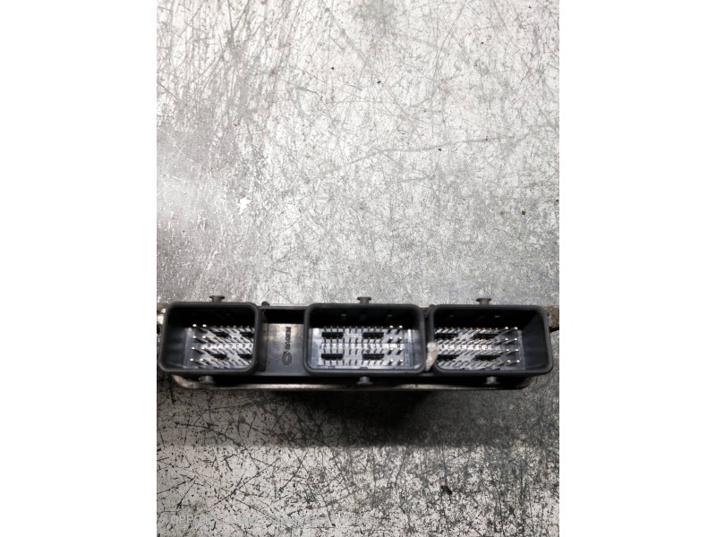 Recambio de centralita motor uce para renault modus confort dynamique referencia OEM IAM 215849133A 8200411717 8200376474 S3000