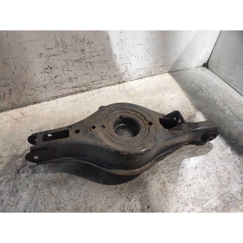 Recambio de brazo suspension inferior trasero derecho para mazda 6 lim. (gh) 2.0 crtd 140cv active (5-ptas.) referencia OEM IAM 
