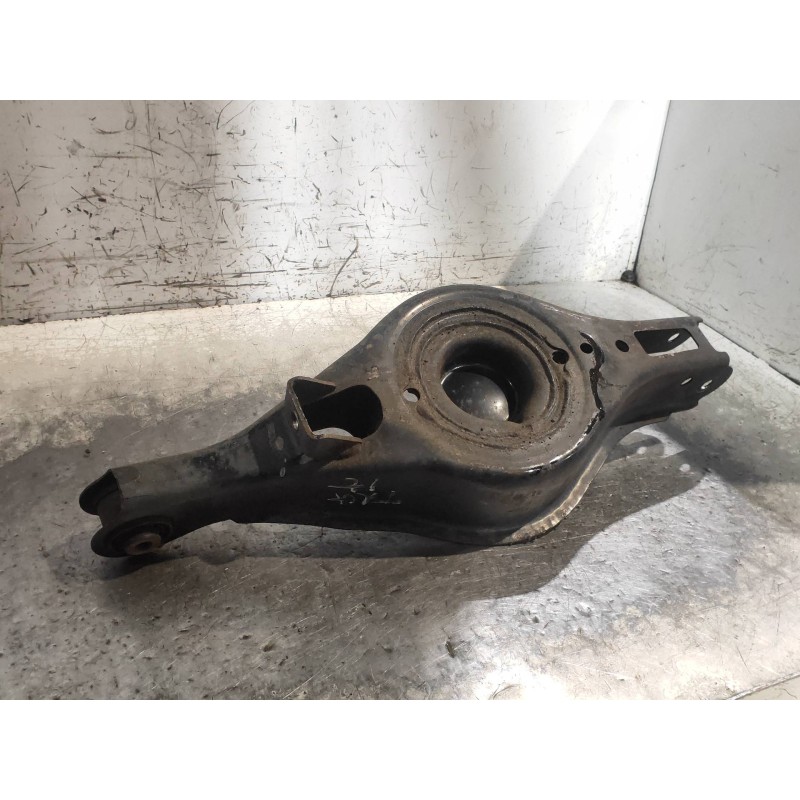 Recambio de brazo suspension inferior trasero izquierdo para mazda 6 lim. (gh) 2.0 crtd 140cv active (5-ptas.) referencia OEM IA