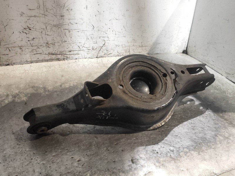 Recambio de brazo suspension inferior trasero izquierdo para mazda 6 lim. (gh) 2.0 crtd 140cv active (5-ptas.) referencia OEM IA