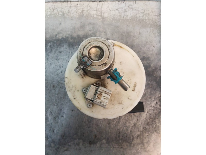 Recambio de bomba combustible para chrysler 300 m (lr) 2.7 v6 referencia OEM IAM 04581317  