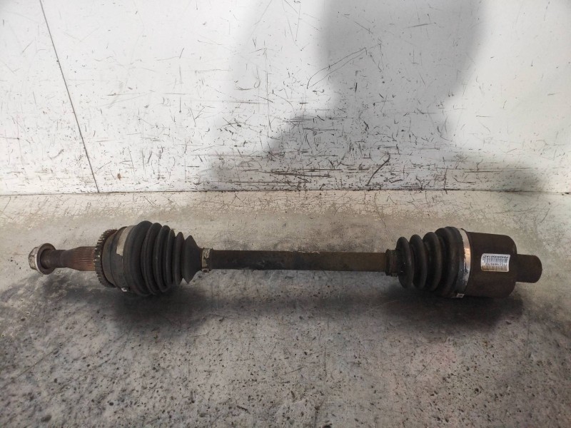 Recambio de transmision delantera izquierda para chrysler 300 m (lr) 2.7 v6 referencia OEM IAM P04593501AC  