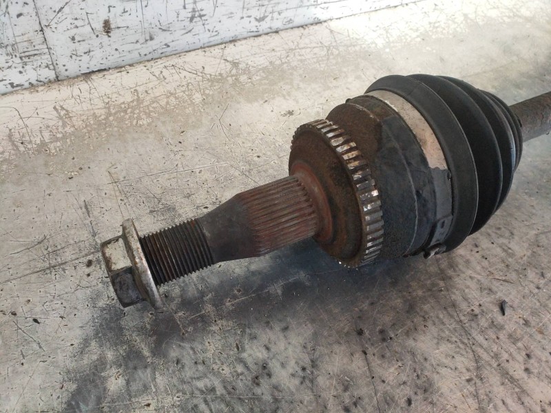 Recambio de transmision delantera izquierda para chrysler 300 m (lr) 2.7 v6 referencia OEM IAM P04593501AC  