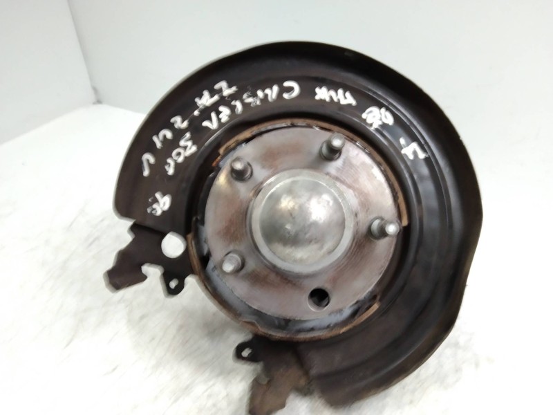 Recambio de mangueta trasera derecha para chrysler 300 m (lr) 2.7 v6 referencia OEM IAM    Recambio de mangueta trasera derecha para chrysler 300 m (lr) 2.7 v6 referencia OEM IAM