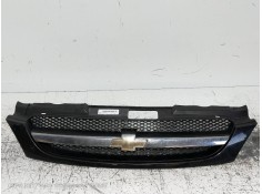 Recambio de rejilla delantera para chevrolet lacetti cdx referencia OEM IAM   