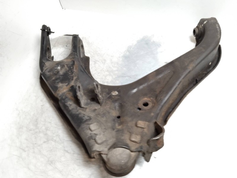 Recambio de brazo suspension inferior delantero derecho para mazda bt-50 (un) 2.5 turbodiesel cat referencia OEM IAM   