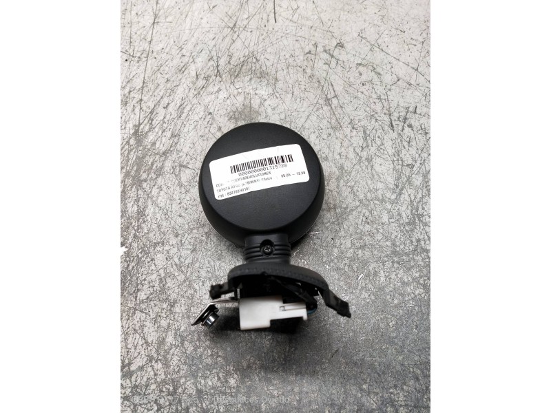 Recambio de cuadro cuentarevoluciones para toyota aygo (kgb/wnb) básico referencia OEM IAM 832700H010D 856330U 