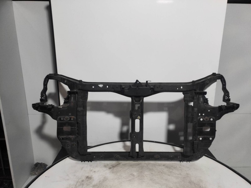 Recambio de panel frontal para kia carens (un) active referencia OEM IAM   