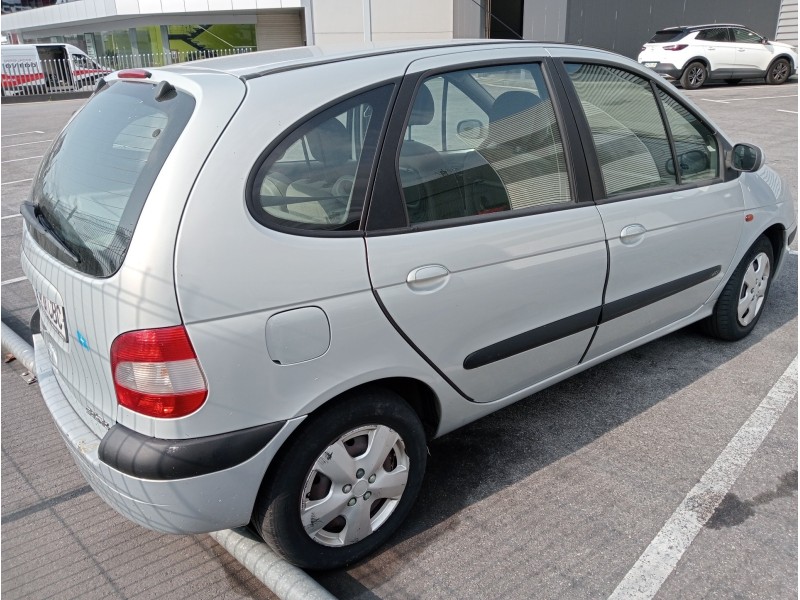 renault scenic (ja..) del año 2002
