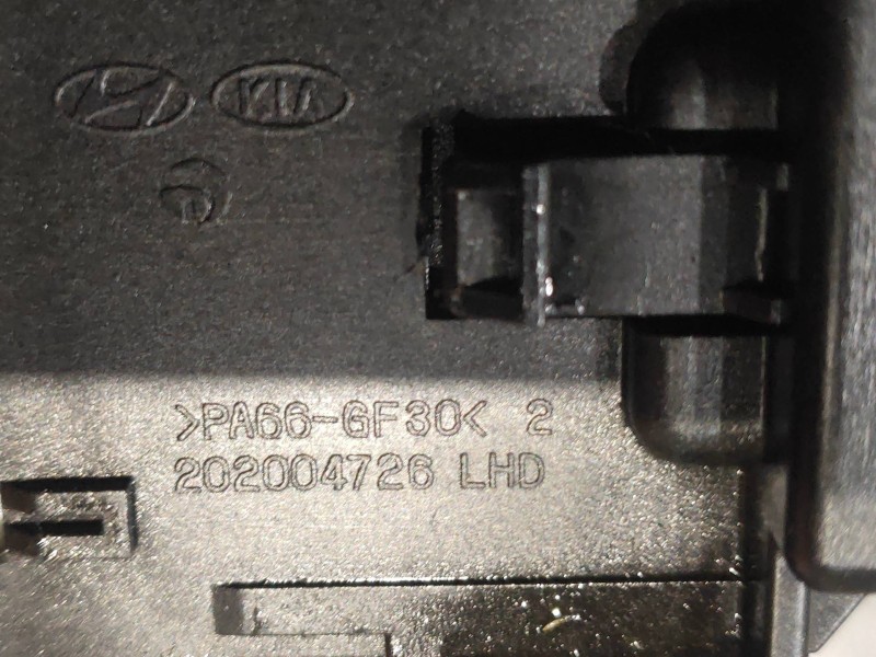 Recambio de mando limpia para kia carens (un) active referencia OEM IAM 202004726  