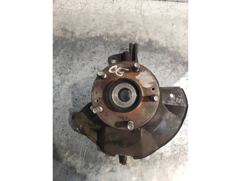 Recambio de mangueta delantera derecha para kia carens (un) active referencia OEM IAM   