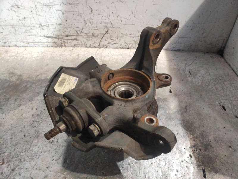 Recambio de mangueta delantera derecha para kia carens (un) active referencia OEM IAM   