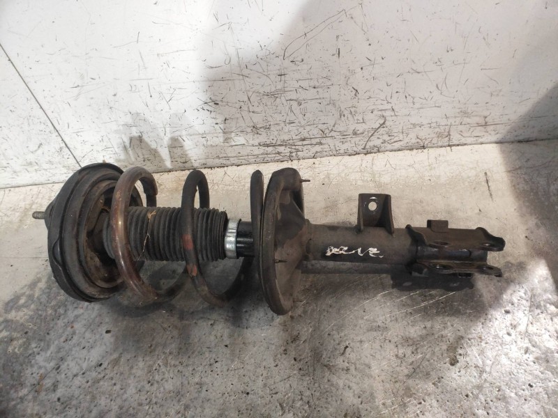 Recambio de amortiguador delantero izquierdo para kia carens (un) active referencia OEM IAM 546511D200  