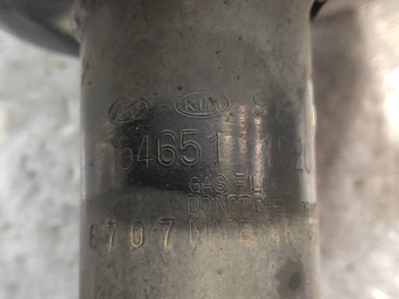 Recambio de amortiguador delantero izquierdo para kia carens (un) active referencia OEM IAM 546511D200  