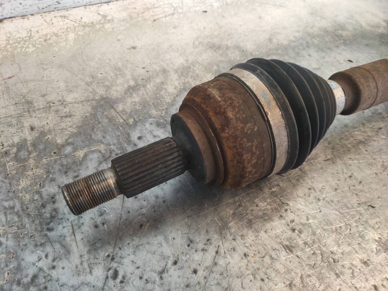 Recambio de transmision delantera izquierda para renault clio iii rs referencia OEM IAM 8200586377  