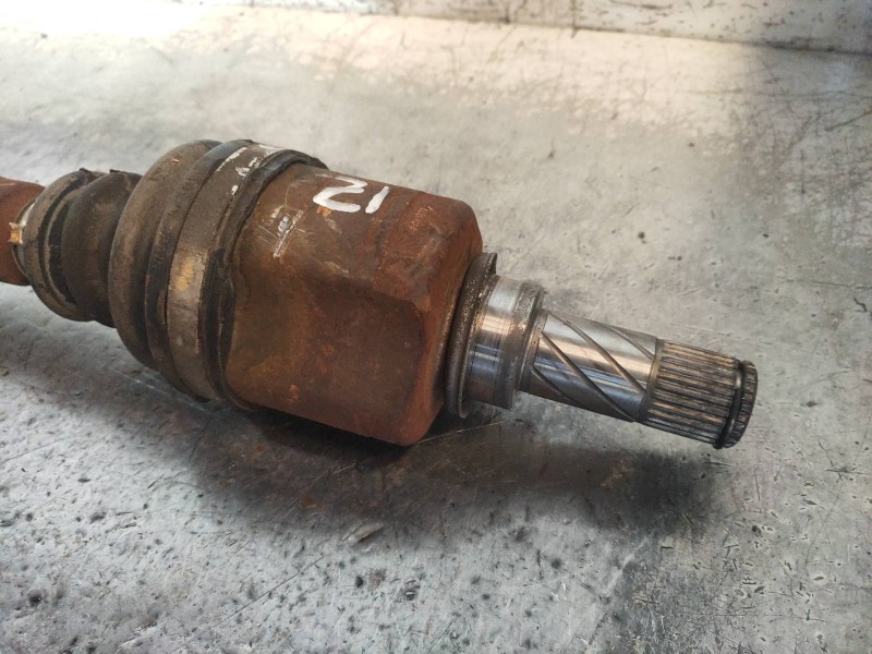 Recambio de transmision delantera izquierda para renault clio iii rs referencia OEM IAM 8200586377  