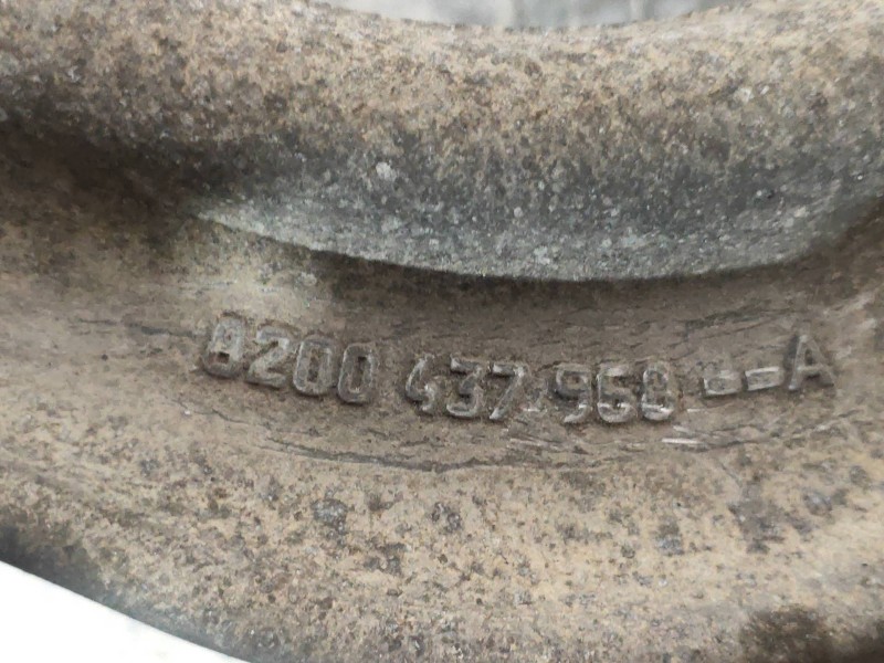 Recambio de brazo suspension inferior delantero izquierdo para renault clio iii rs referencia OEM IAM 8200437968A  