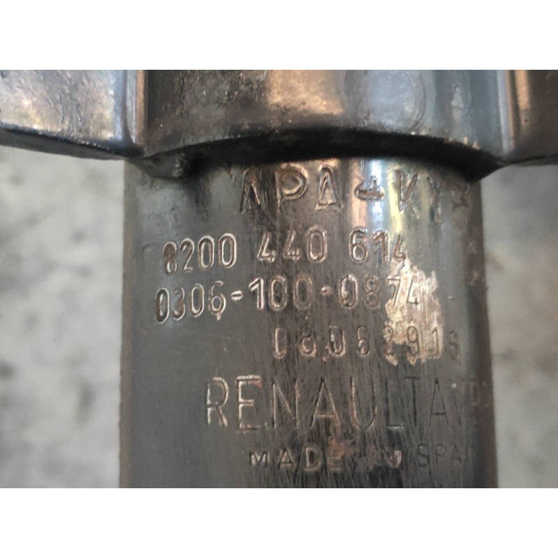 Recambio de amortiguador delantero izquierdo para renault clio iii rs referencia OEM IAM 8200440614 03061000874 