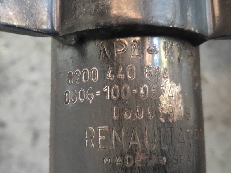 Recambio de amortiguador delantero izquierdo para renault clio iii rs referencia OEM IAM 8200440614 03061000874 
