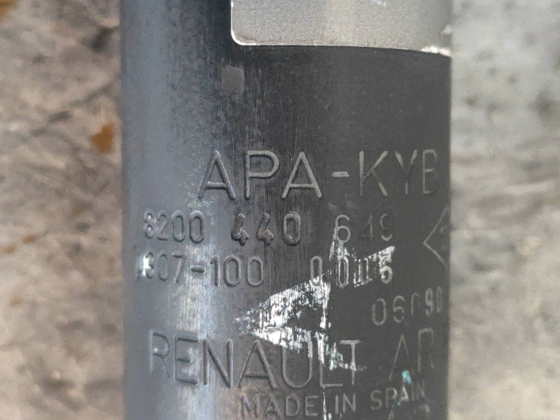 Recambio de amortiguador trasero izquierdo para renault clio iii rs referencia OEM IAM 8200440649  