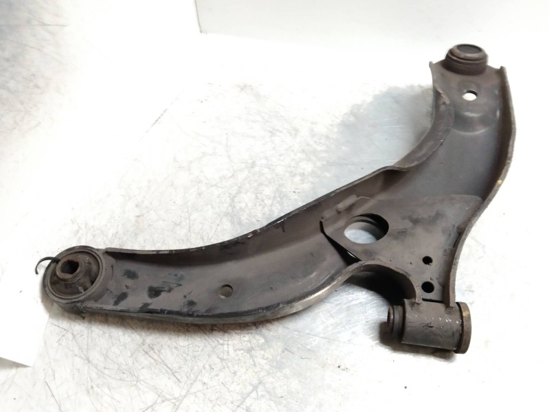 Recambio de brazo suspension inferior delantero izquierdo para mazda premacy (cp) td active referencia OEM IAM   