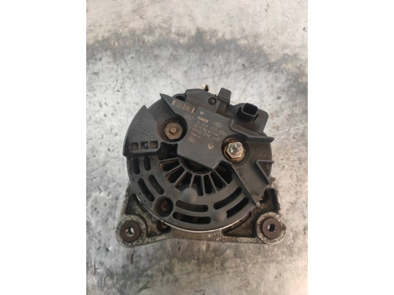Recambio de alternador para renault clio iii rs referencia OEM IAM 0124425039 8200518409 