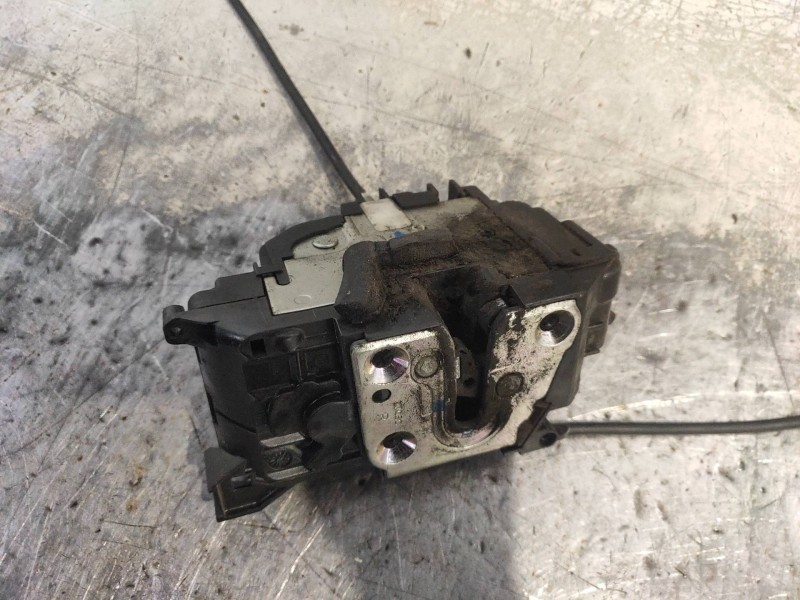 Recambio de motor cierre centralizado delantero derecho para renault clio iii rs referencia OEM IAM   