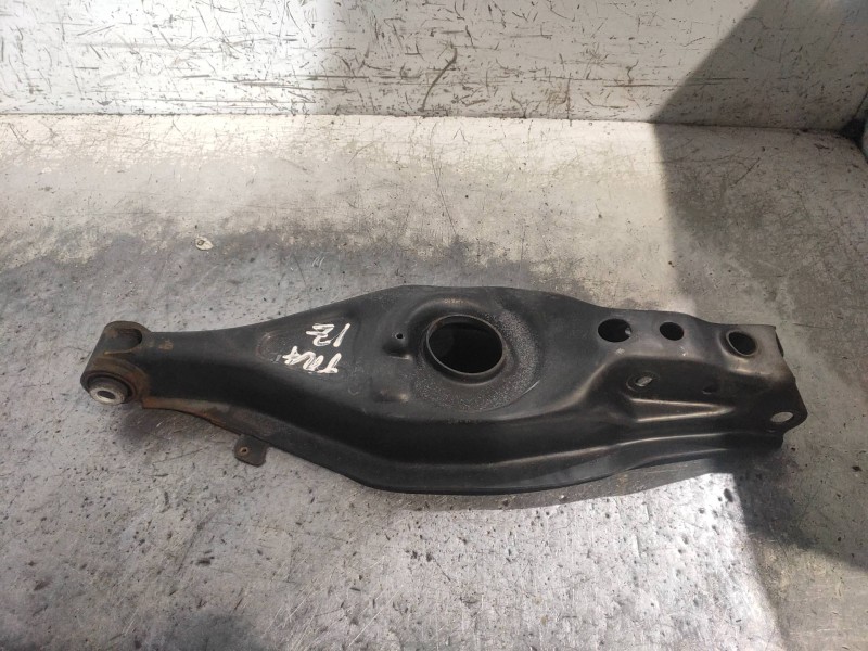 Recambio de brazo suspension inferior trasero izquierdo para mercedes clase clk (w209) coupe 240 (209.361) referencia OEM IAM   