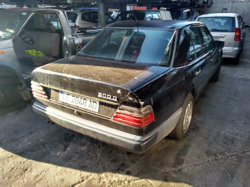 mercedes clase e (w124) berlina del año 1997 mercedes clase e (w124) berlina del año 1997