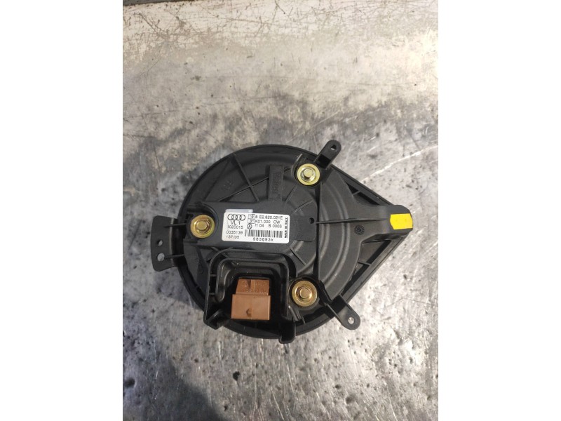 Recambio de motor calefaccion para audi a4 cabrio (8h) 3.0 quattro referencia OEM IAM 8E2820021E  