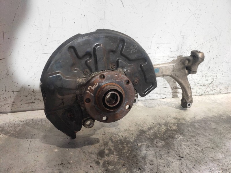 Recambio de mangueta delantera izquierda para audi a4 cabrio (8h) 3.0 quattro referencia OEM IAM   