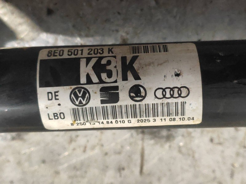 Recambio de transmision trasera derecha para audi a4 cabrio (8h) 3.0 quattro referencia OEM IAM 8E0501203K  