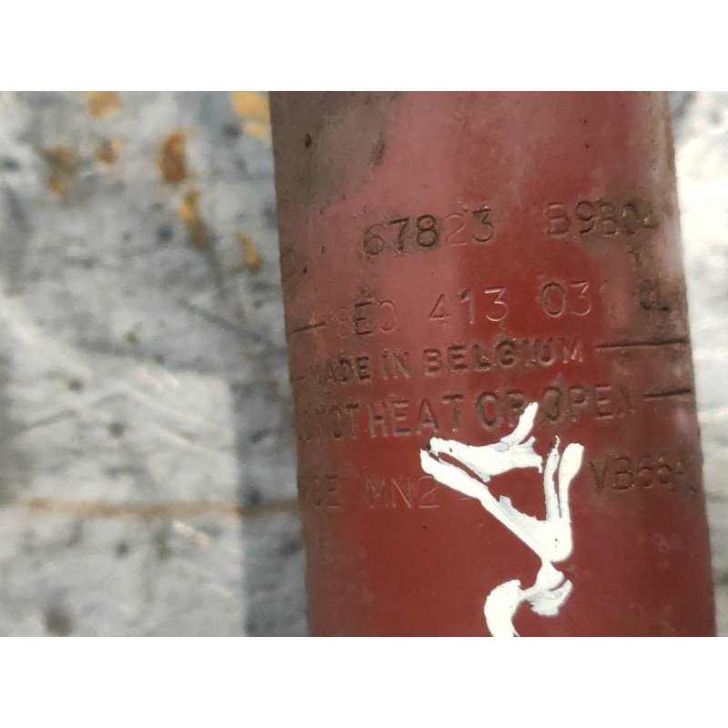 Recambio de amortiguador delantero derecho para audi a4 cabrio (8h) 3.0 quattro referencia OEM IAM 8E0413031  